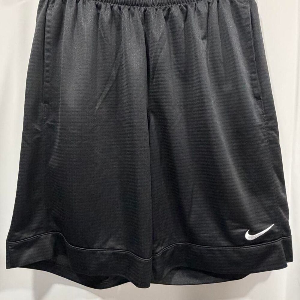 Nike Men's Black and Grey Shorts